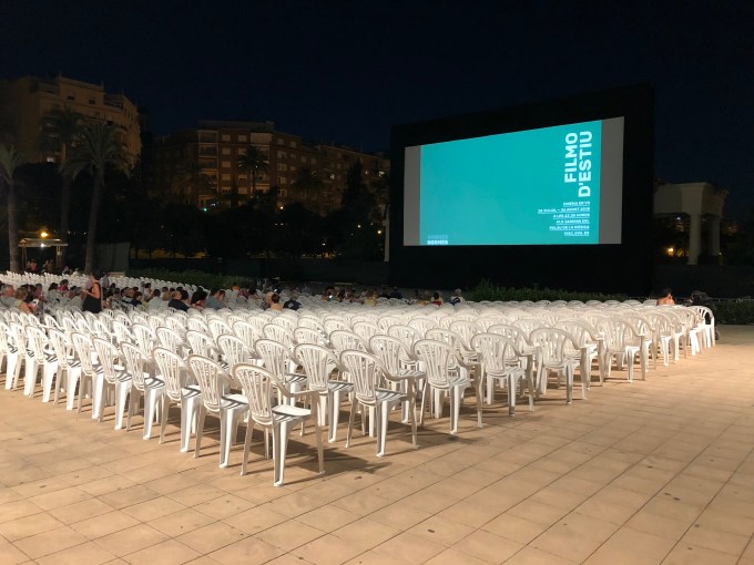 14 Suprises Awaiting You In Turia Park Summer Movies